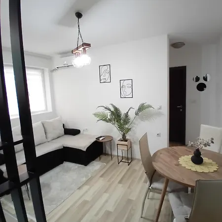 Apartman,, Nina ,, Jagodina Exteriör bild